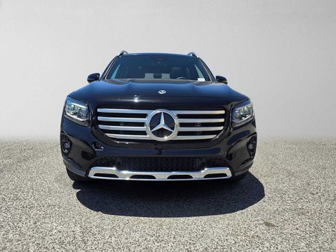 Used 2026 Mercedes-Benz GLB 250 4MATIC image 8