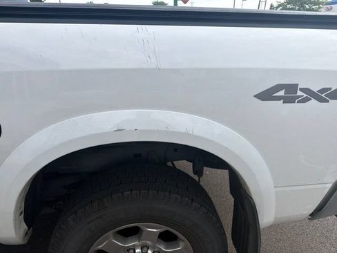 Used 2018 RAM 2500 Big Horn w/ Harvest Edition AWD/4WD image 5