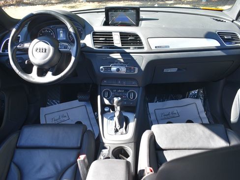 Used 2018 Audi Q3 2.0T Premium Plus w/ Premium Plus Package image 31