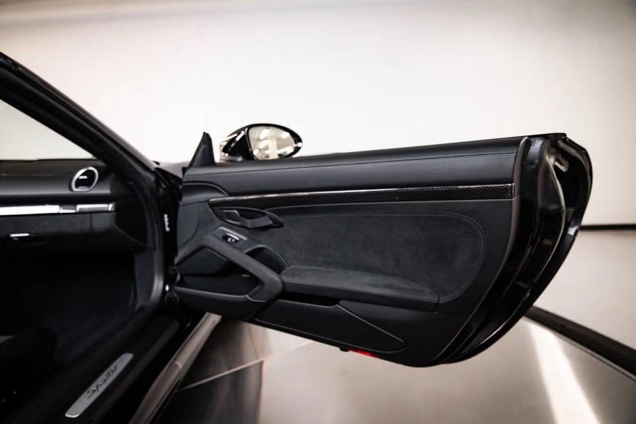 Certified 2022 Porsche 718 Boxster Spyder RWD image 26