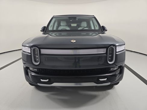 Used 2024 Rivian R1S Adventure AWD/4WD image 8
