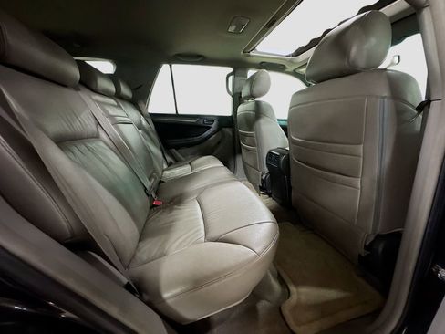 Used 2006 Toyota 4Runner SR5 image 25