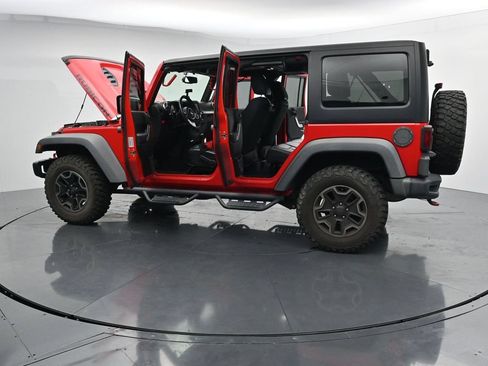 Used 2017 Jeep Wrangler Unlimited Rubicon AWD/4WD image 28