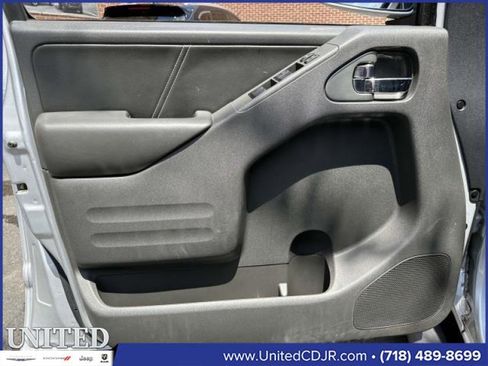 Used 2019 Nissan Frontier PRO-4X w/ Pro-4x Luxury Package image 17
