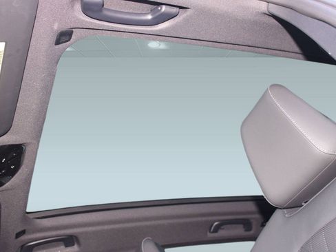 Certified 2025 BMW X3 xDrive30i w/ Premium Package image 16