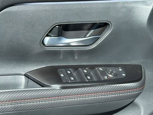 New 2026 Nissan Kicks SR w/ Cold Weather Package image 22