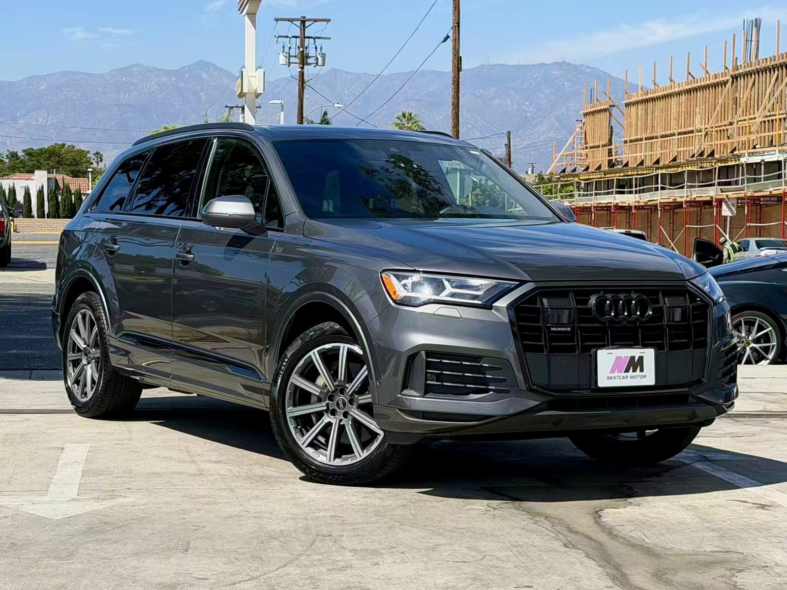 Used 2023 Audi Q7 2.0T Premium Plus w/ Premium Plus Package AWD/4WD image 4