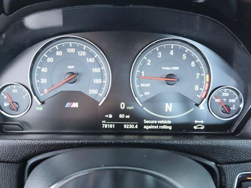 Used 2018 BMW M3 RWD image 23