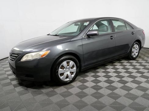 Used 2007 Toyota Camry LE FWD image 23