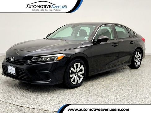 Used 2023 Honda Civic LX image 1