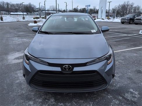 Certified 2025 Toyota Corolla LE image 2