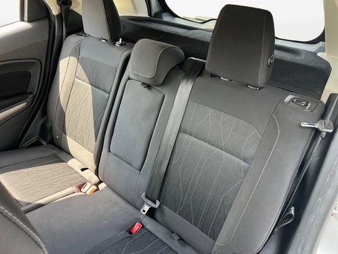 Used 2021 Ford EcoSport SE w/ SE Convenience Package image 12