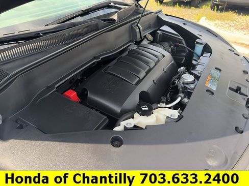 Used 2017 Buick Enclave Premium w/ Experience Buick Package AWD/4WD image 30