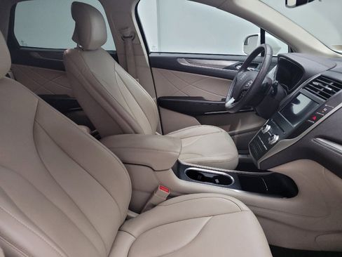 Used 2019 Lincoln MKC Premiere AWD/4WD image 21