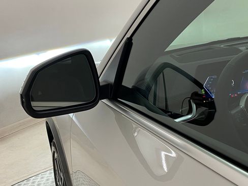 New 2025 BMW X1 xDrive28i w/ Premium Package image 22