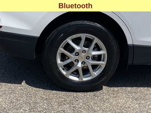 Used 2023 Chevrolet Equinox LS w/ LS Convenience Package AWD/4WD image 11
