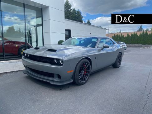 Used 2023 Dodge Challenger SRT Hellcat w/ Driver Convenience Group RWD image 1