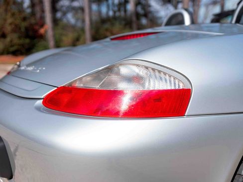 Used 2003 Porsche Boxster S image 21