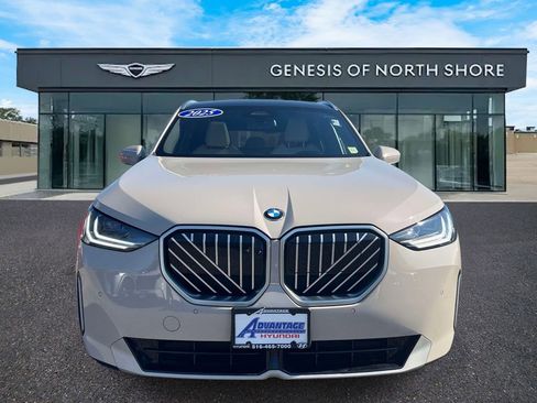 Used 2025 BMW X3 xDrive30i w/ Premium Package AWD/4WD image 2