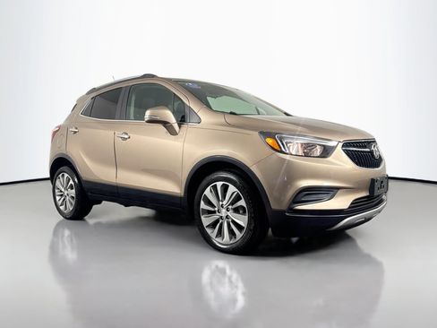 Used 2018 Buick Encore Preferred image 3