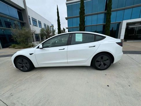 Used 2023 Tesla Model 3 Standard Range RWD image 4