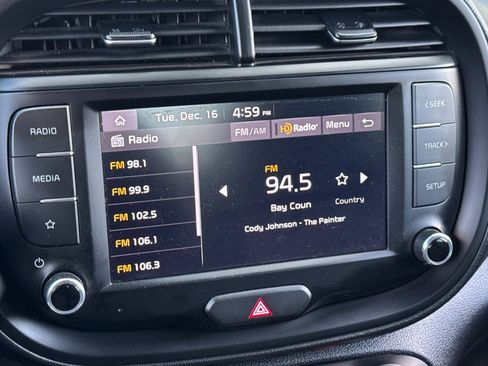 Used 2023 Kia Soul LX w/ Option Group 015 image 25