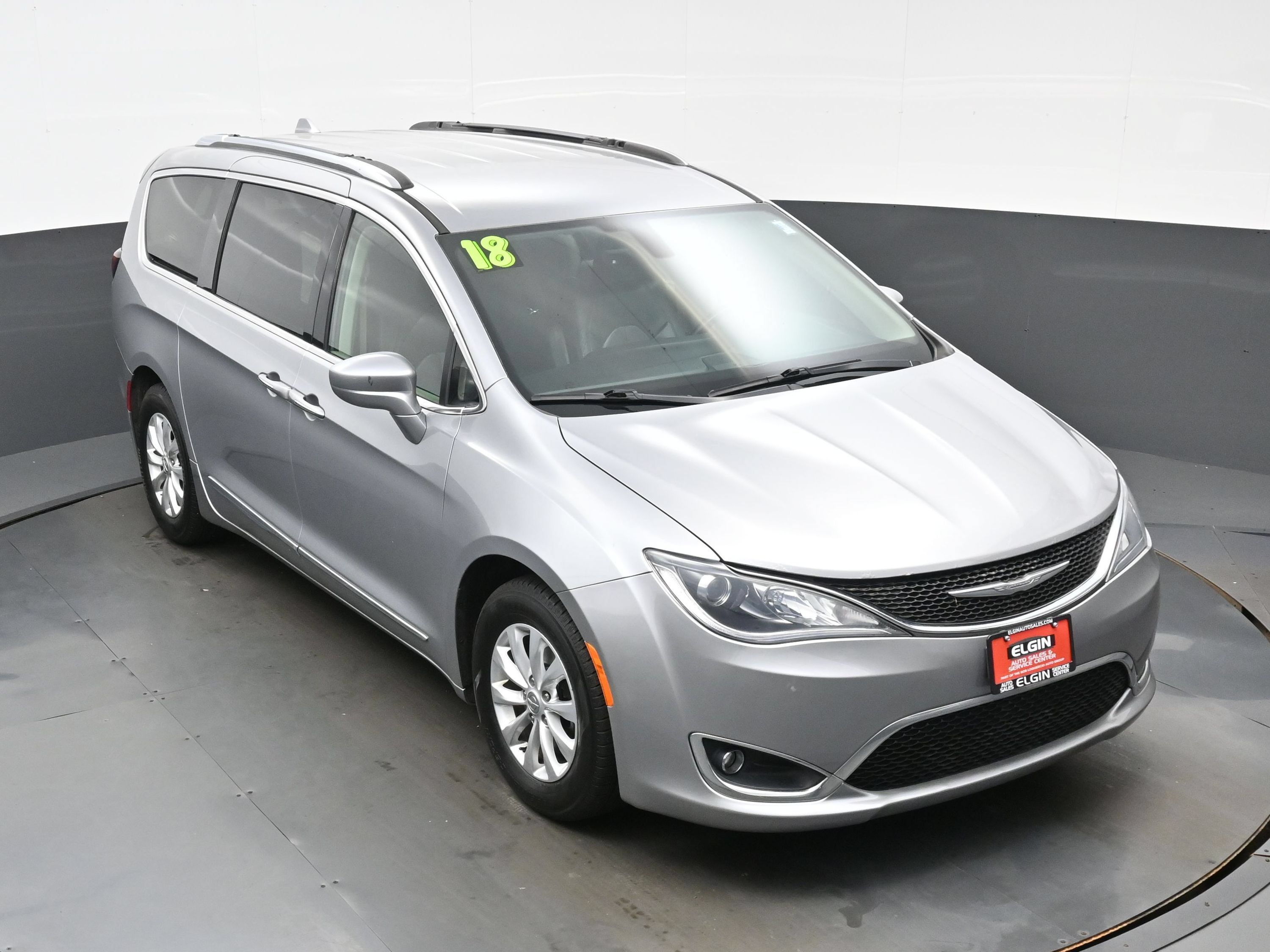 Used 2018 Chrysler Pacifica Touring-L Plus FWD image 40