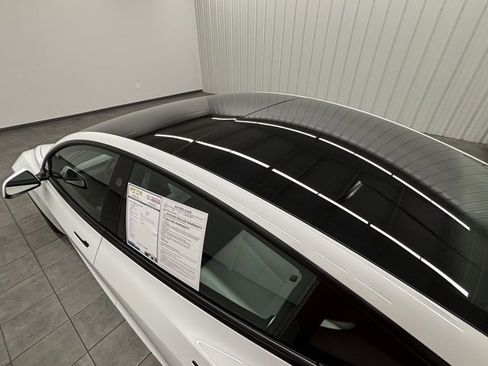 Used 2025 Tesla Model 3 Long Range image 11