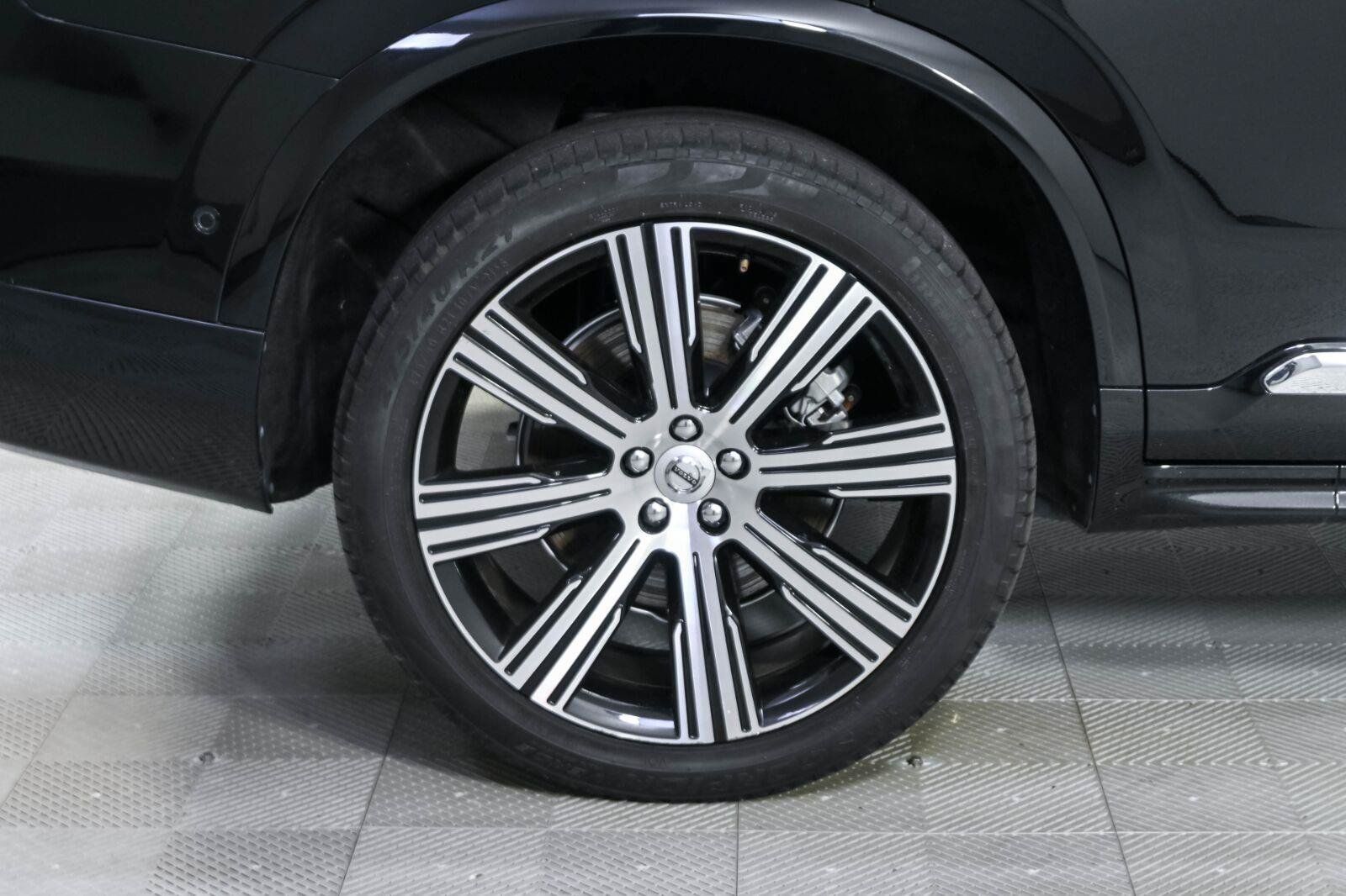 Certified 2024 Volvo XC90 T8 Plus w/ Protection Package Premier AWD/4WD image 38