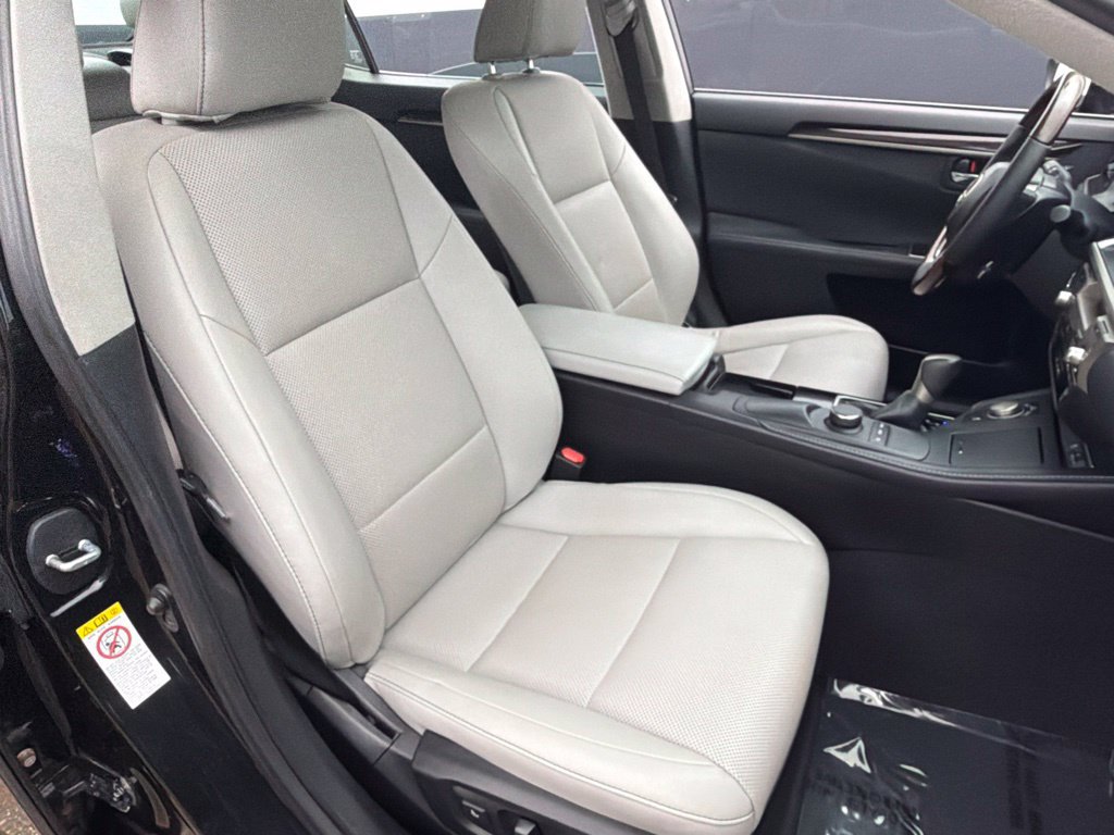 Used 2017 Lexus ES 350 w/ Premium Package FWD image 28