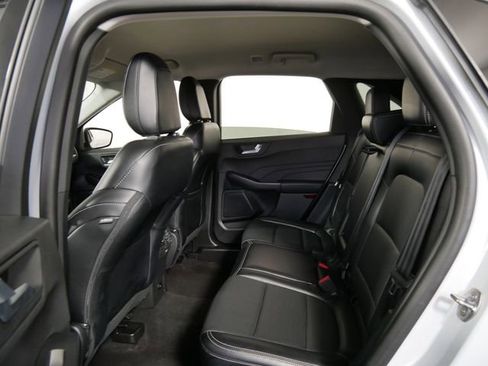 Certified 2025 Ford Escape Platinum image 13