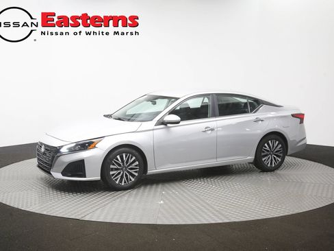 Used 2023 Nissan Altima 2.5 SV FWD image 56