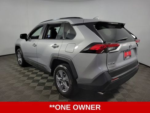 Used 2025 Toyota RAV4 LE AWD/4WD image 6