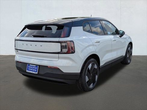 New 2026 Volvo EX30 Ultra image 2