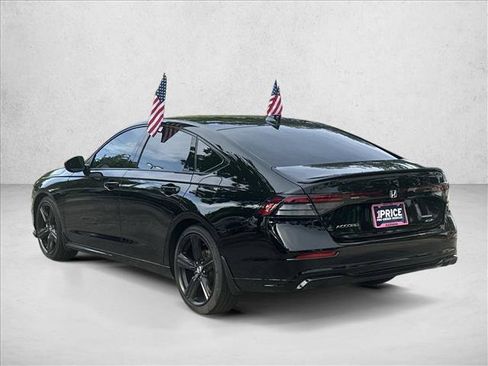 Used 2024 Honda Accord Sport image 15