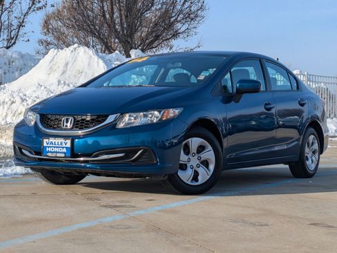 Used 2014 Honda Civic LX image 2