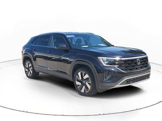 Certified 2024 Volkswagen Atlas Cross Sport SE FWD video 1