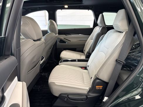 Used 2026 INFINITI QX60 Autograph w/ Dark Cargo Package AWD/4WD image 47