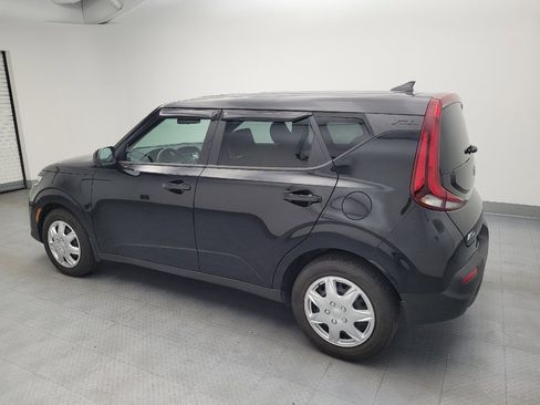 Used 2020 Kia Soul LX FWD image 3