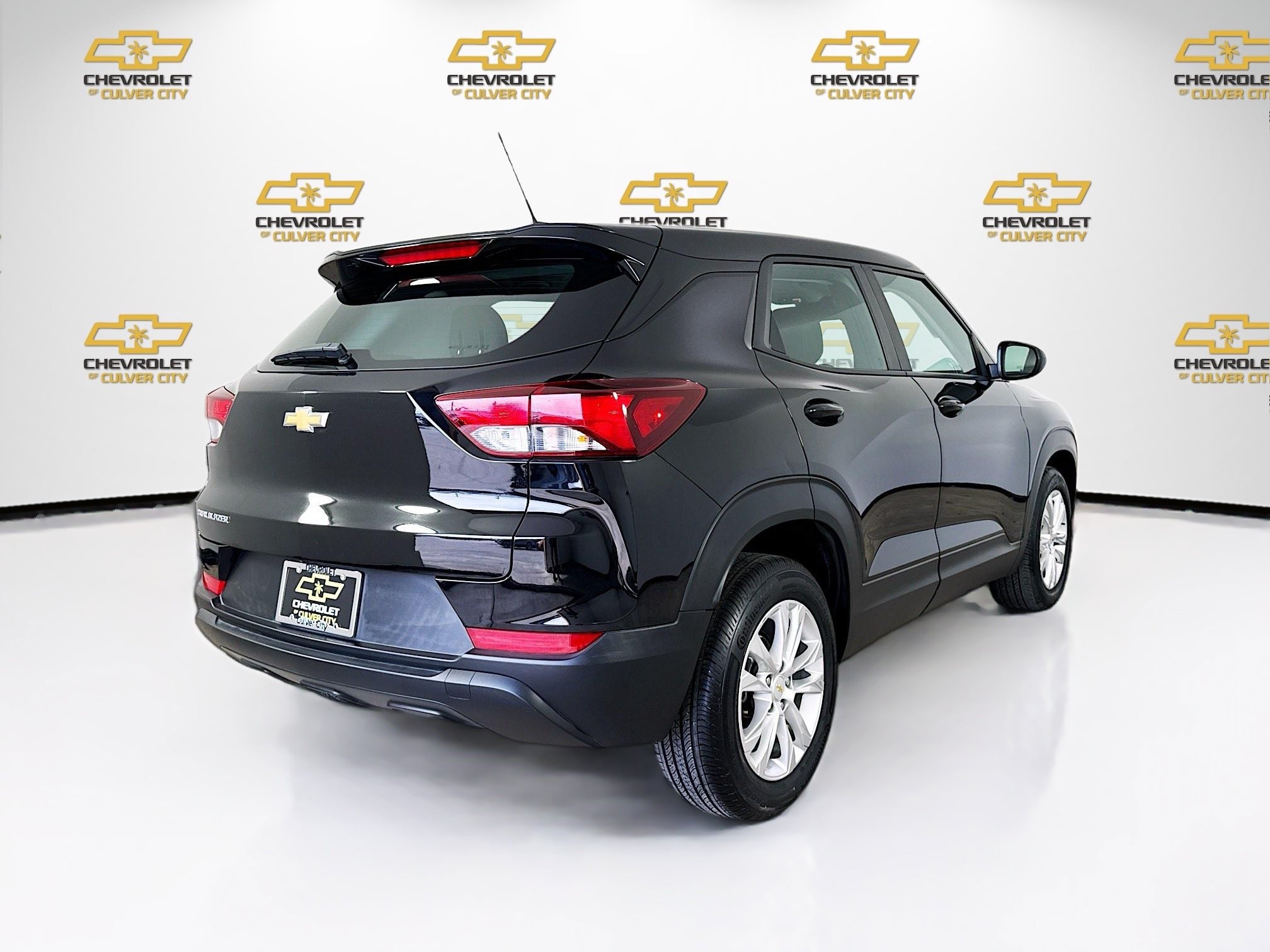 Used 2023 Chevrolet TrailBlazer LS FWD image 8