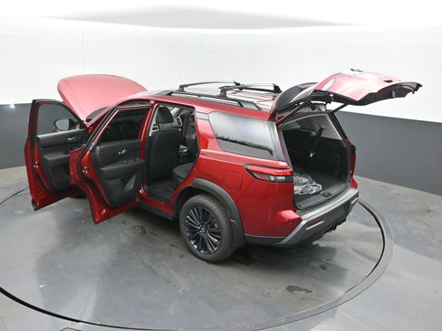 New 2026 Nissan Pathfinder SL AWD/4WD image 40