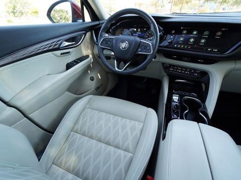 Used 2022 Buick Envision Avenir w/ Technology Package II image 22