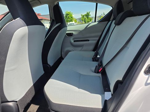 Used 2013 Toyota Prius C One FWD image 22