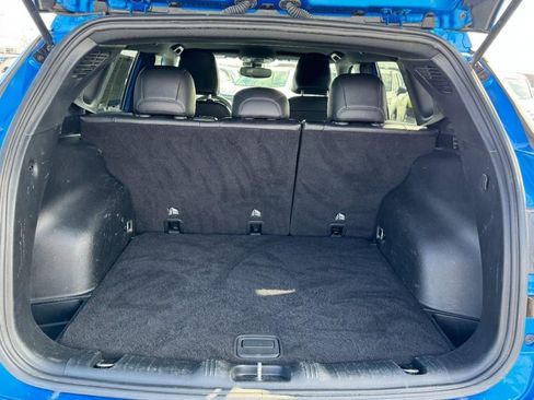 Used 2024 Jeep Compass Latitude image 6