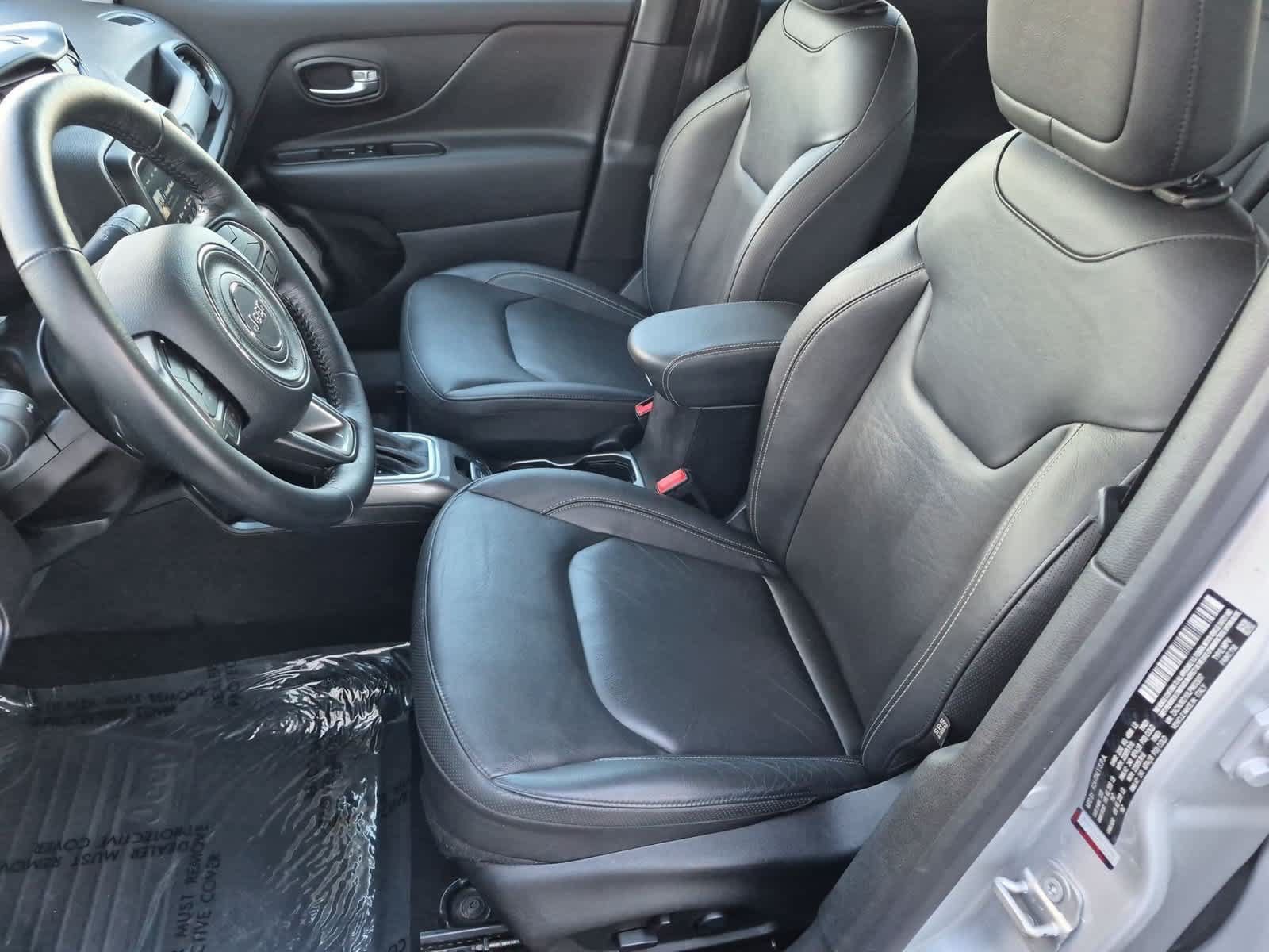 Used 2020 Jeep Renegade Limited AWD/4WD image 16