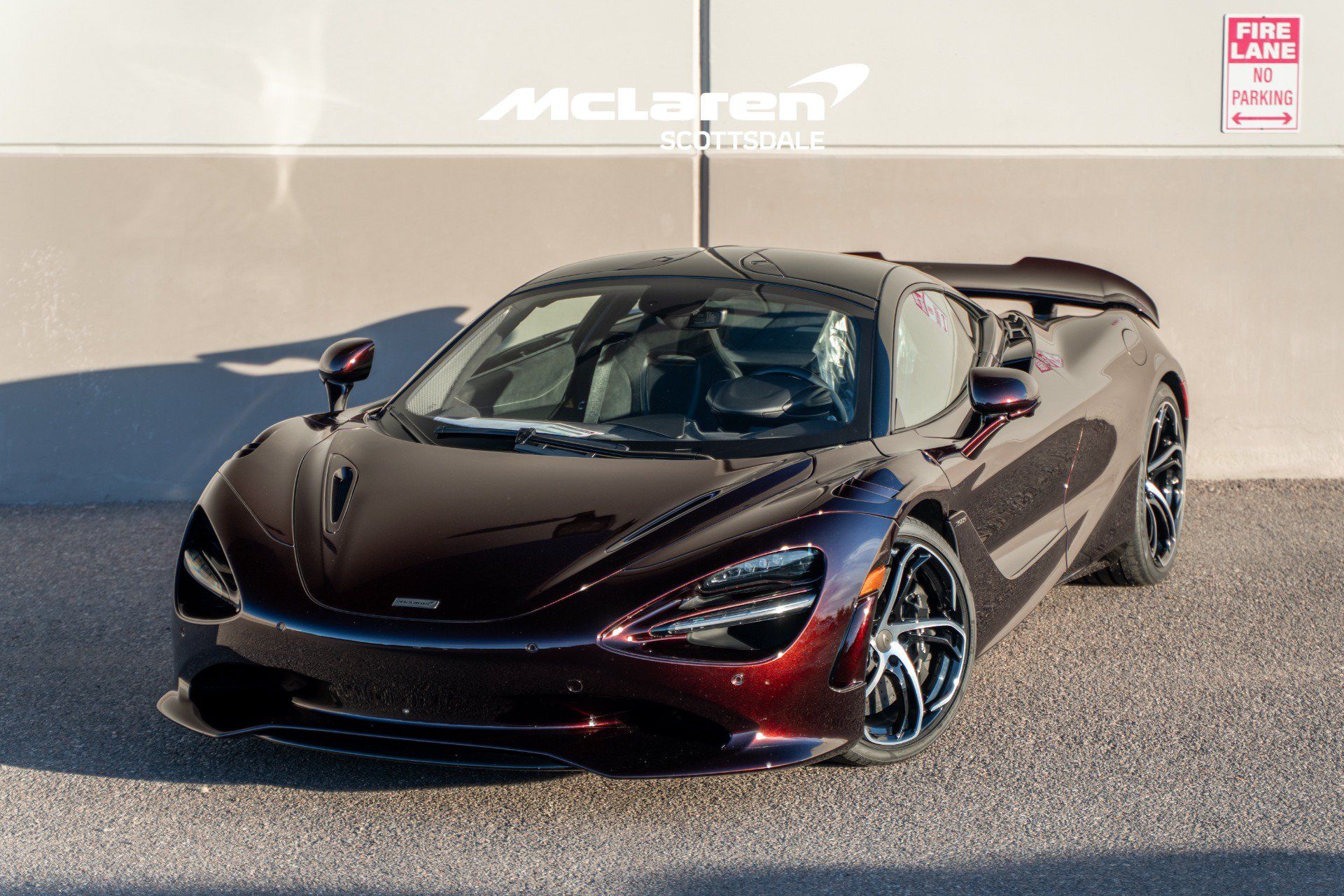Used 2025 McLaren 750S RWD image 1
