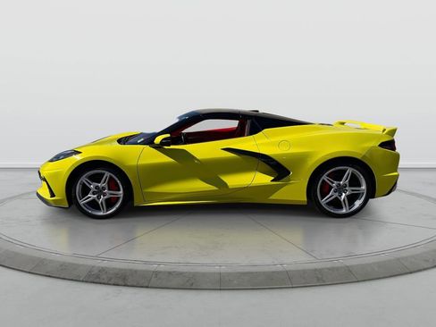 Used 2023 Chevrolet Corvette Stingray Premium Conv w/ Z51 Performance Package RWD image 4