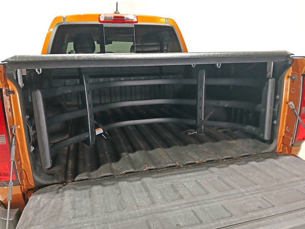 Used 2017 Chevrolet Colorado Z71 AWD/4WD image 8