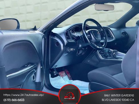 Used 2019 Dodge Challenger R/T Scat Pack image 12