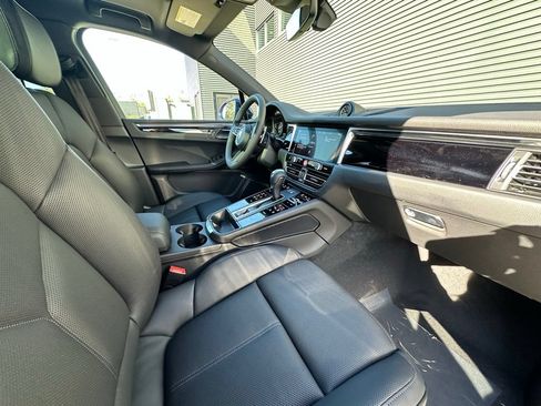 Used 2026 Porsche Macan AWD/4WD image 77